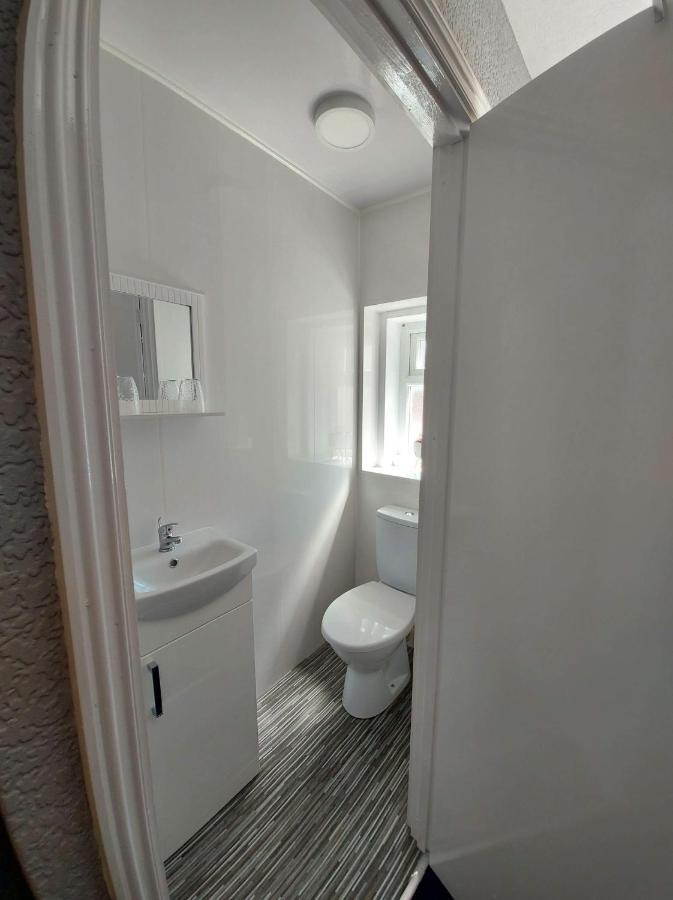 Bed and Breakfast The Clevedon à Blackpool Extérieur photo