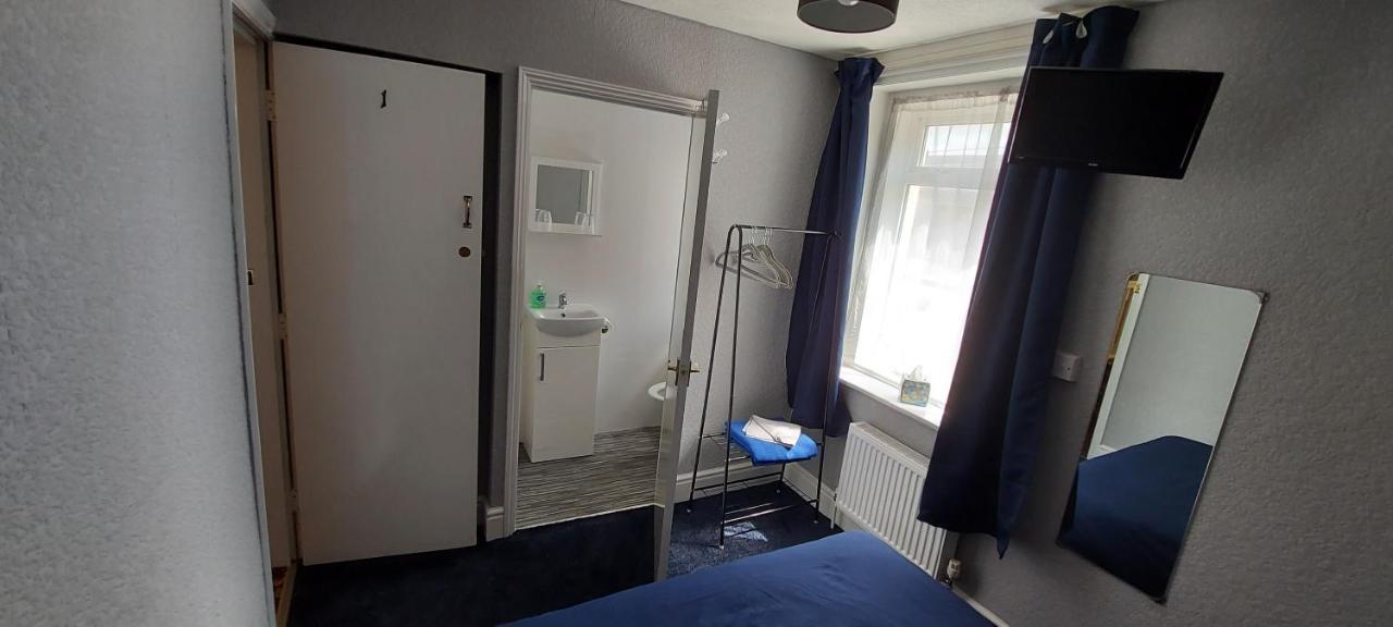Bed and Breakfast The Clevedon à Blackpool Extérieur photo